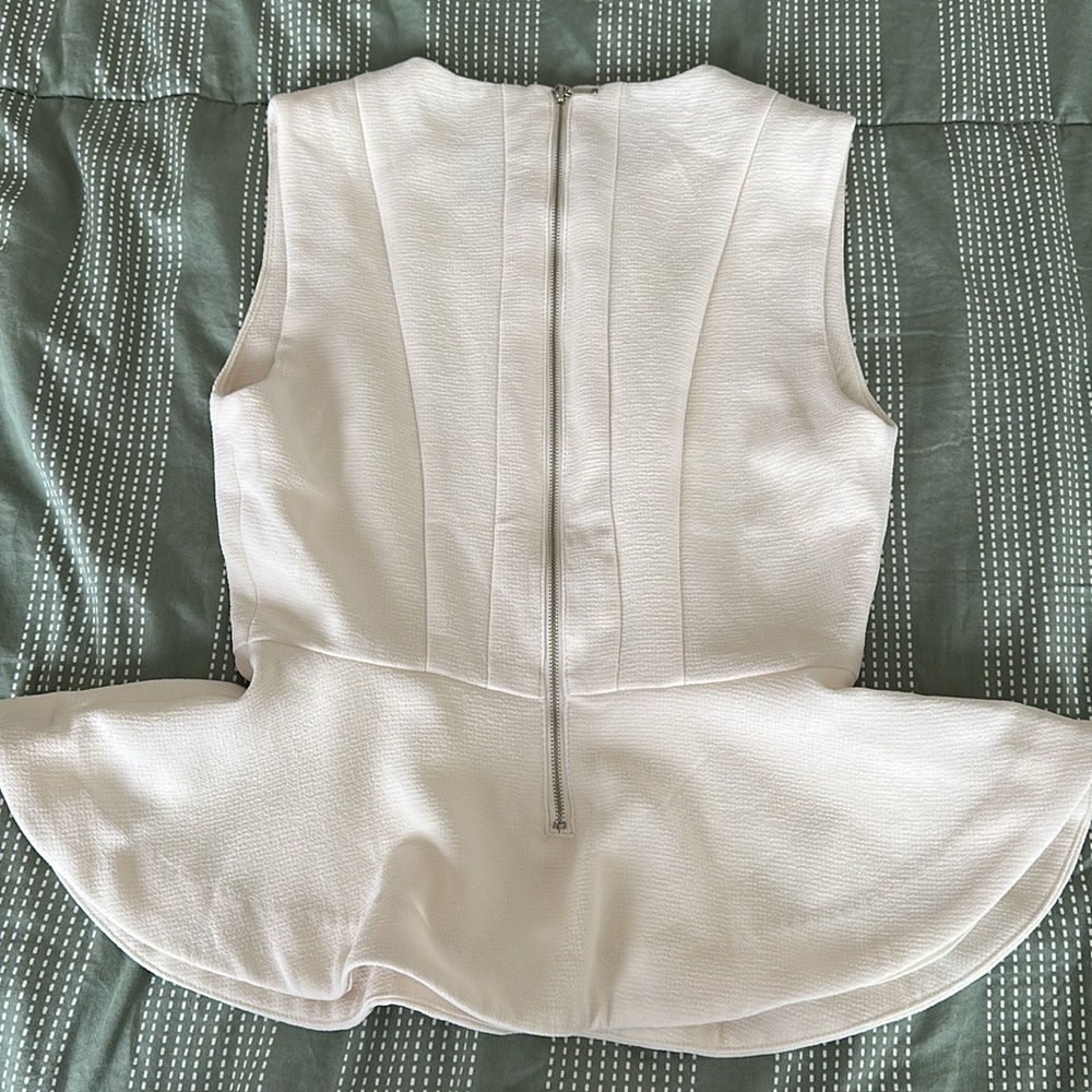 Forever 21 zip up flair high waist tank.  Excellent used condition SMALL